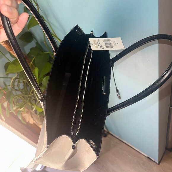 Michael Kors Mercer Tote LIKE NEW with tags - Picture 4 of 4